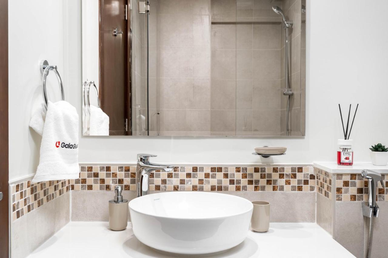 Delightful 2Br Apartment At Reva Residences Dubai Luaran gambar