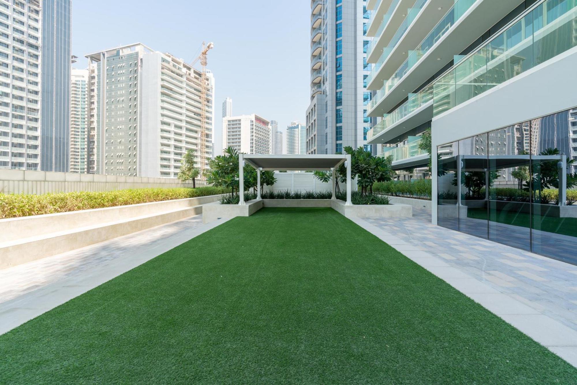 Delightful 2Br Apartment At Reva Residences Dubai Luaran gambar